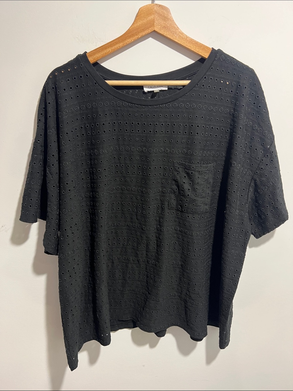 Calvin Klein Black Eyelet Short Sleeve Pocket Tee Size 1X